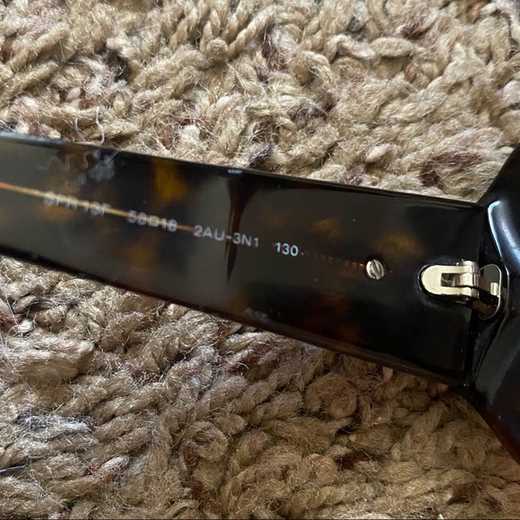 Prada sunglasses - Picture 5 of 6